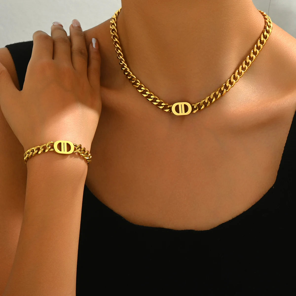 2 PCS Set Gold Color Cuban Chain Geometric Charm Necklace Bracelet Jewelry Set Hiphop Trendy Thick Chain Bracelet Choker Set