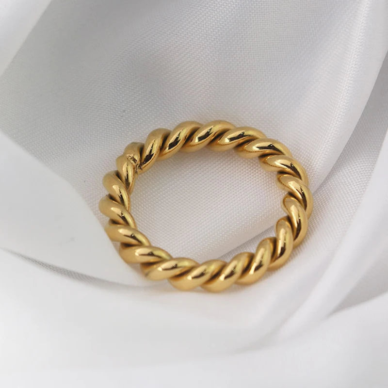 4mm Minimalist Stainless Steel Cute Twisted Chain Ring