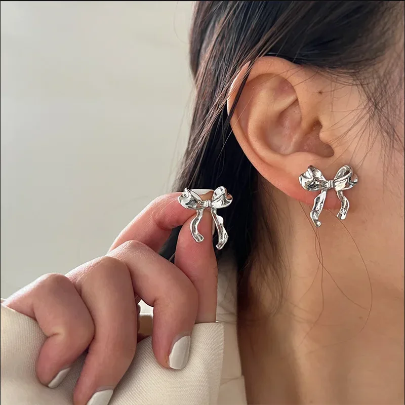 Design Sweet and Cool Style Bow Knot Earrings