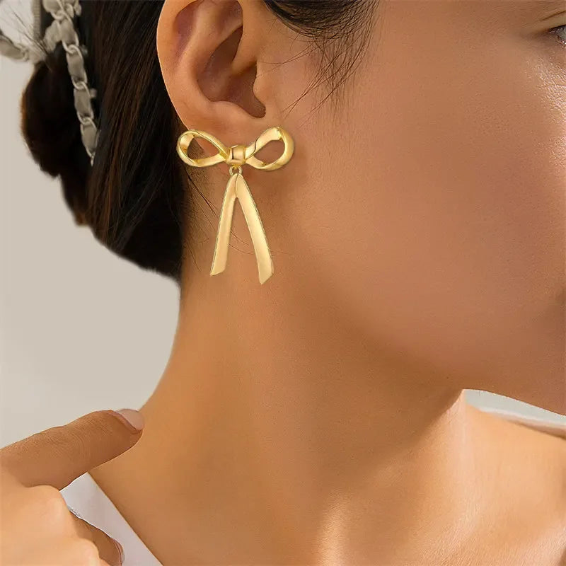 Design Sweet and Cool Style Bow Knot Earrings