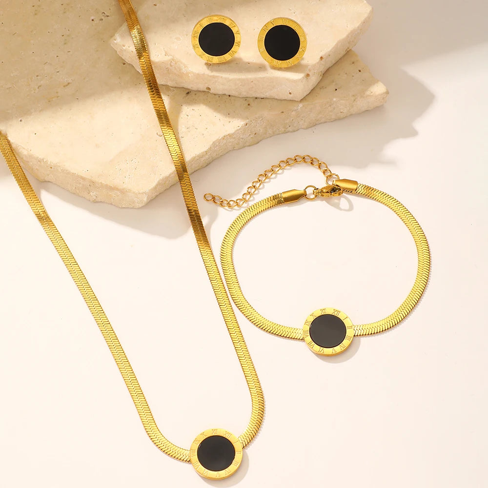 Gorgeous Three Piece Set  Set Simple Versatile Temperament Black Circle Roman