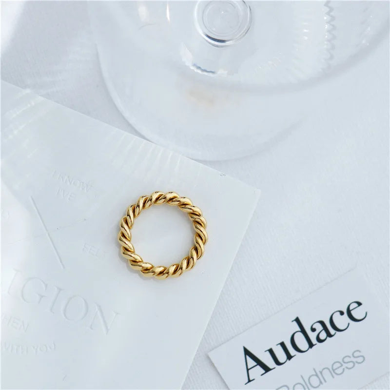 4mm Minimalist Stainless Steel Cute Twisted Chain Ring