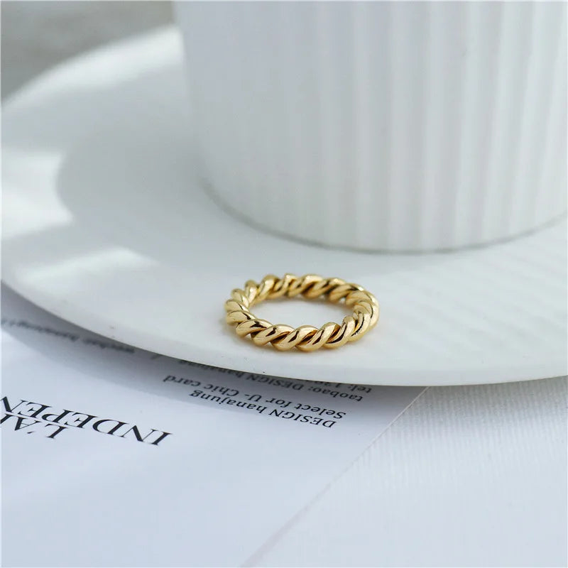 4mm Minimalist Stainless Steel Cute Twisted Chain Ring